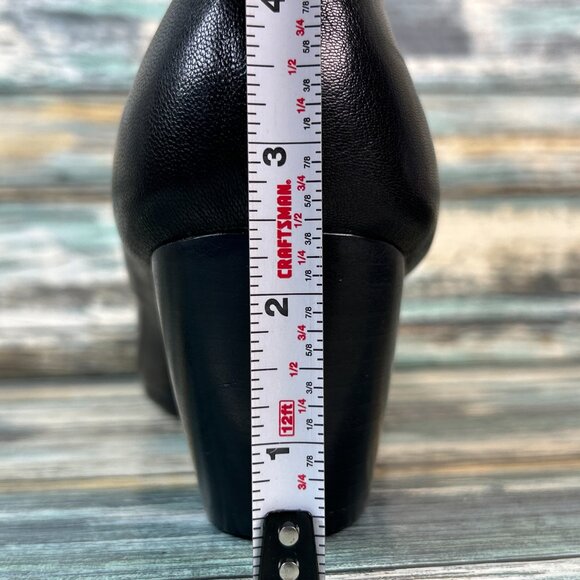 Comfortiva Womens 10M Classic Pumps Black Leather Dress Formal Comfort Work Shoe - Picture 9 of 10